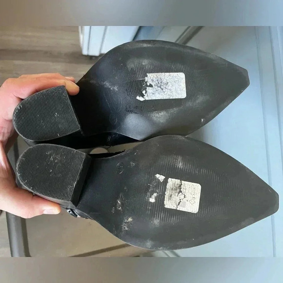 Shoes | Asos Wide Fit Elvin Western Boots With Gold Chain - Picture 4 of 5